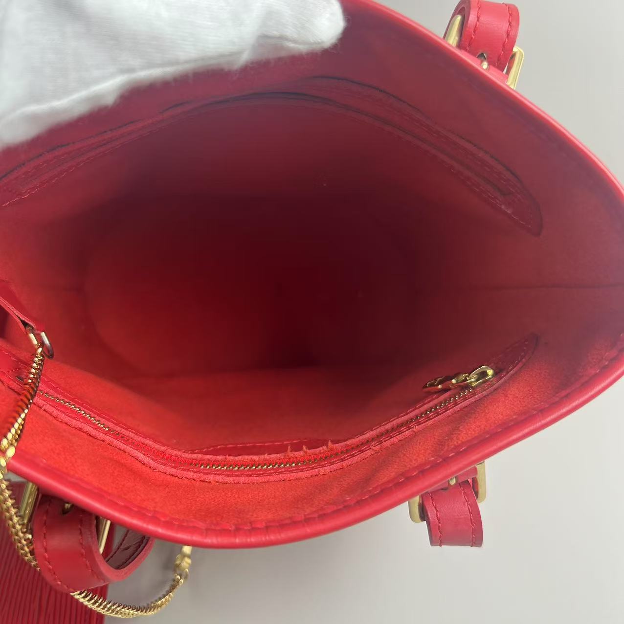 Louis Vuitton Petit Bucket RedBag Epi Leather