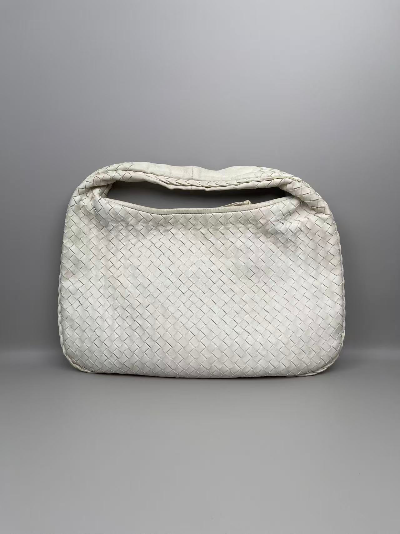 BOTTEGA VENTA Intrecciato Hobo Vintage Bag