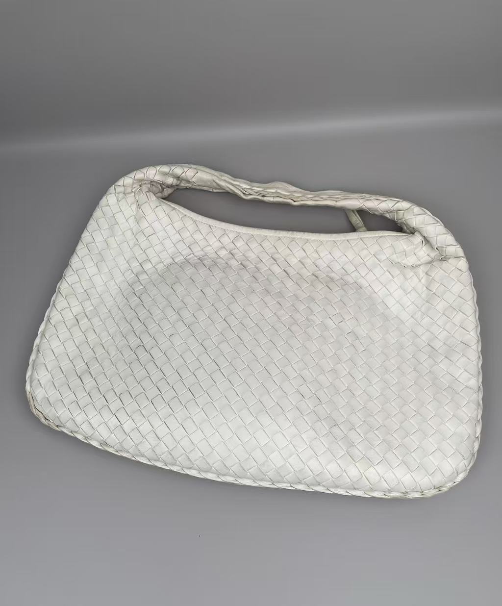 BOTTEGA VENTA Intrecciato Hobo Vintage Bag
