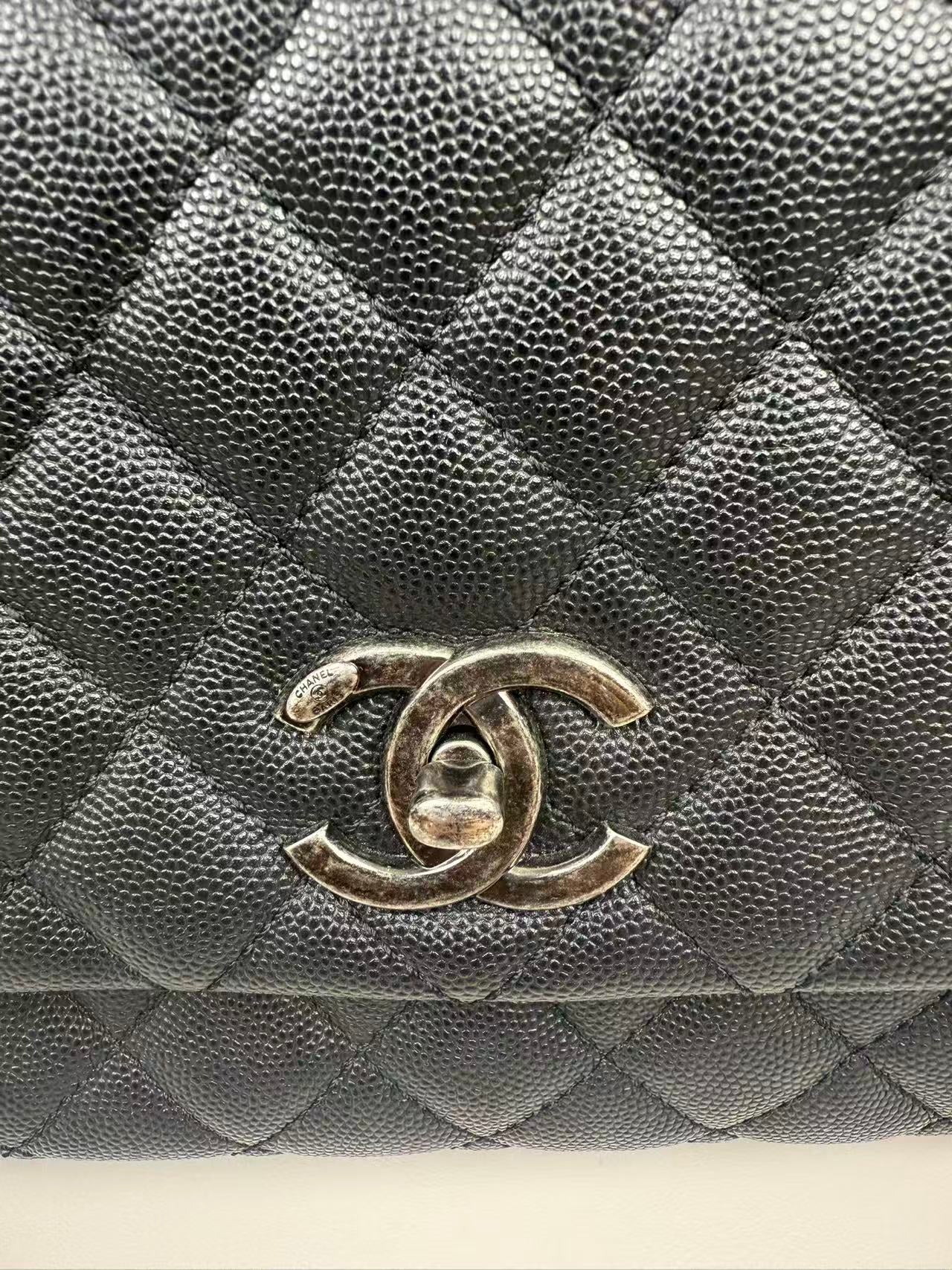 CHANEL Small Flap Bag