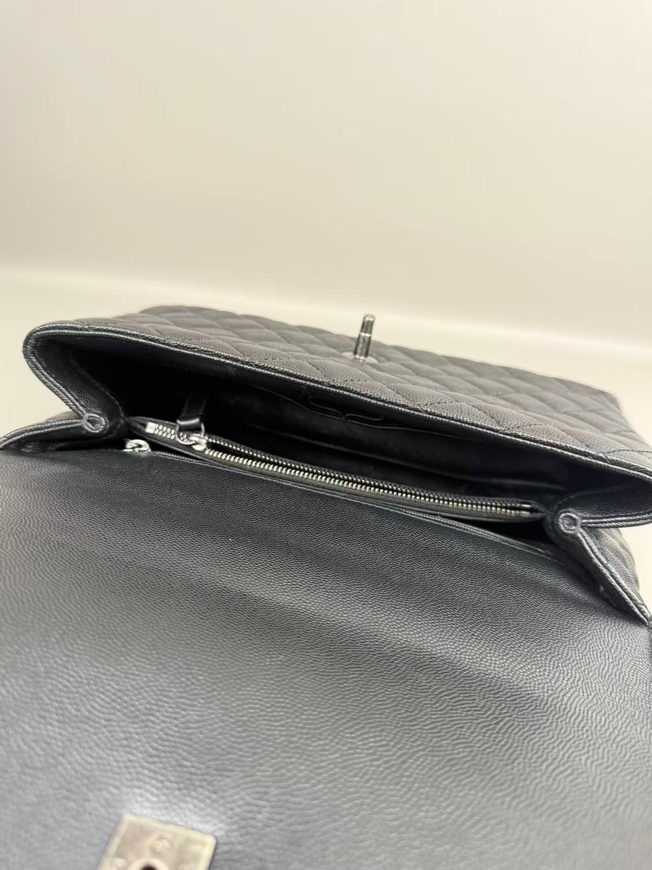 CHANEL Small Flap Bag