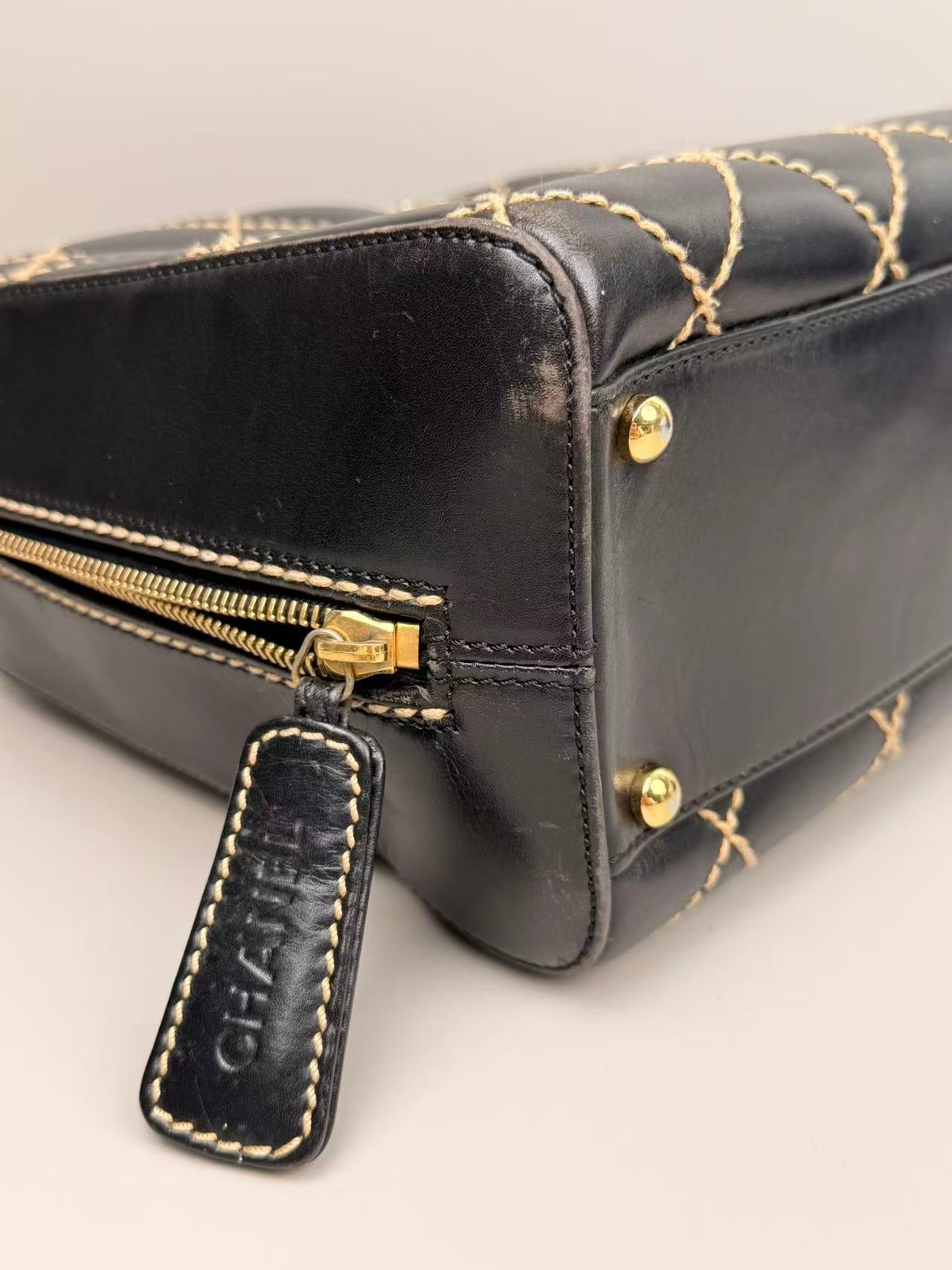 Chenal Surpique Bowler Bag Vintage―Black Totes