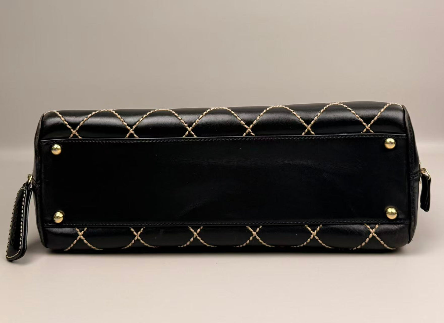 Chenal Surpique Bowler Bag Vintage―Black Totes