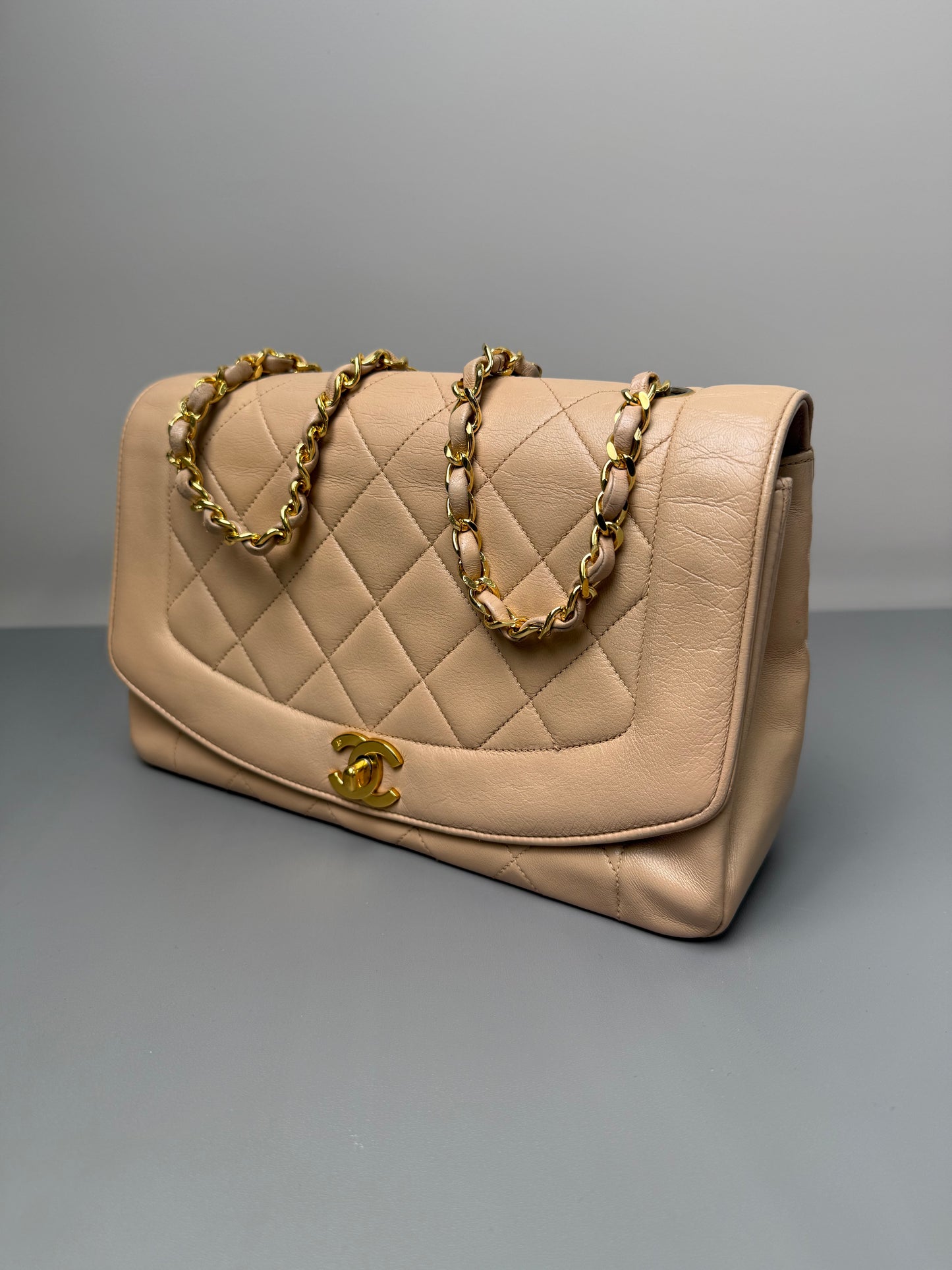 Chanel Diana Single Flap Beige Lambskin