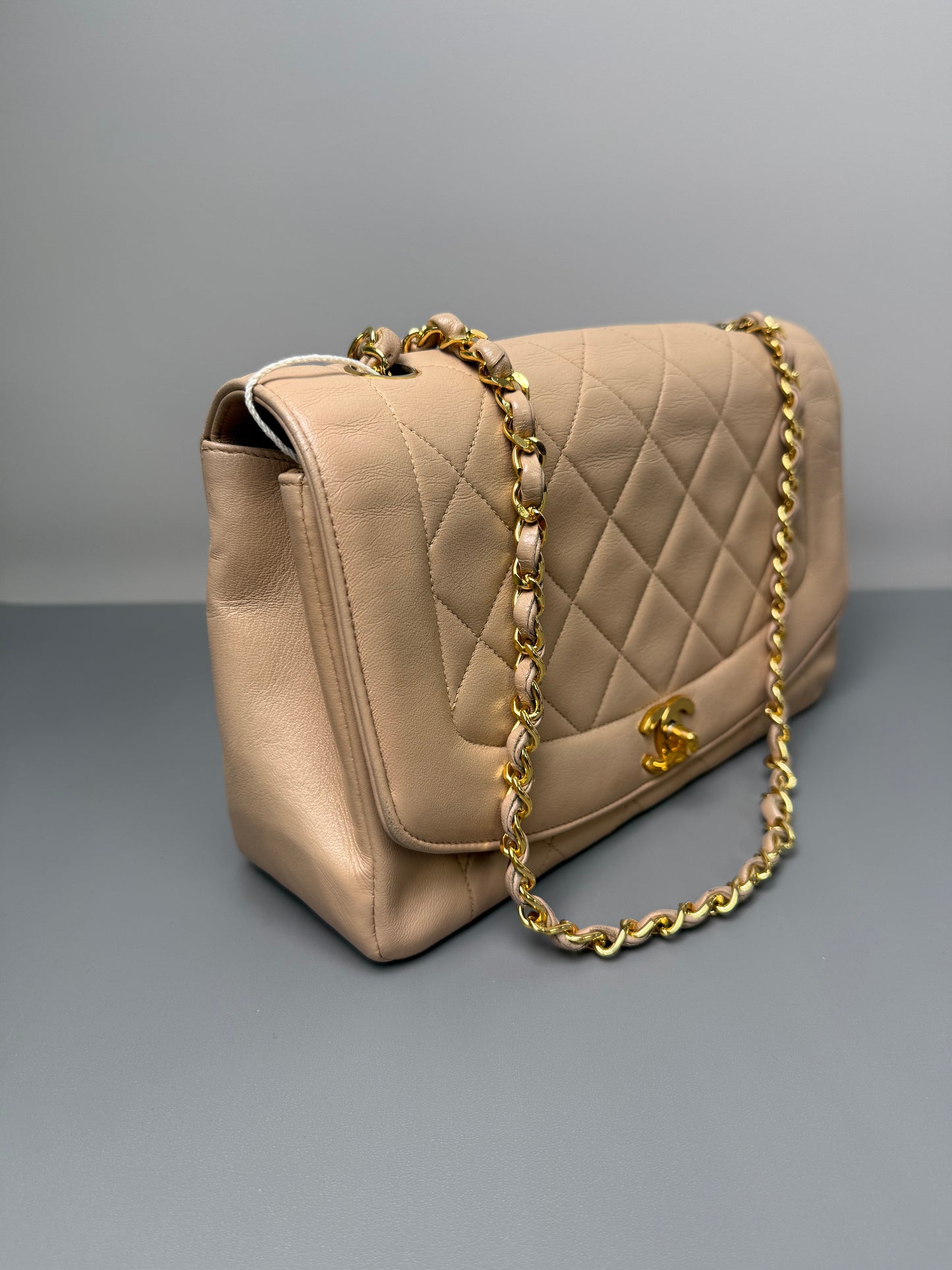 Chanel Diana Single Flap Beige Lambskin