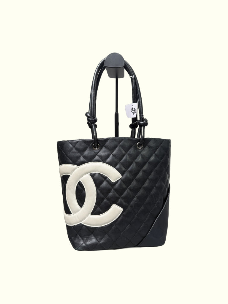 CHANEL Cambon Quilted Leather Petite Bucket Black