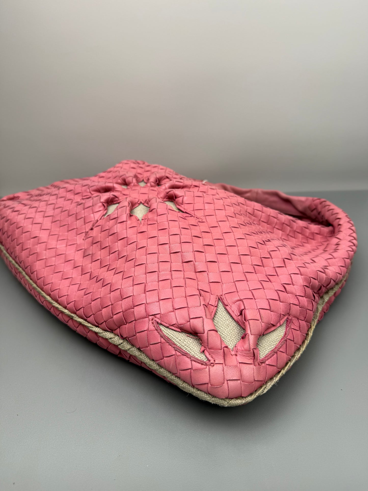 Bottega Veneta Pink Intrecciato Hobo Bag Vintage